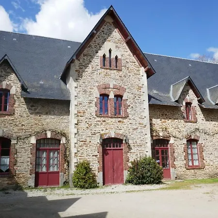 Le Domaine Du Chateau De La Bobiniere A Tatil Evi *